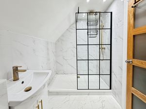 Photo 8- click for photo gallery